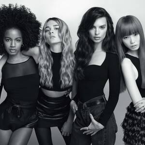 Kerastase Models Group Shot With Emily Ratajkowski